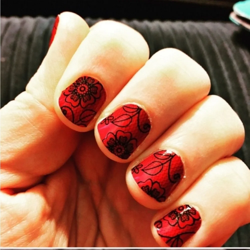 *Retired, HTF* Color Street: Moulin Rouge | Red Lace Floral Elegant Black Fall - Picture 7 of 9